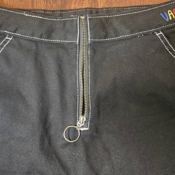 VANS Black Y2K Skirt with Contrast Stitching Patches Front Zipper, Small - Picture 2 of 7